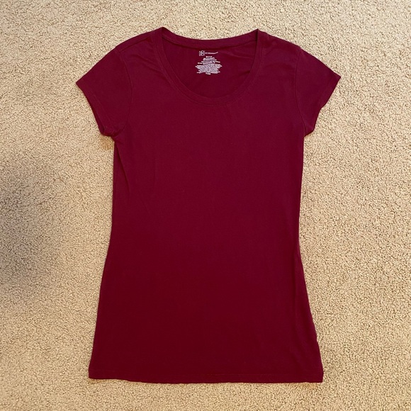 No Boundaries Tops - Junior’s NoBo Short Sleeve Tee Size M